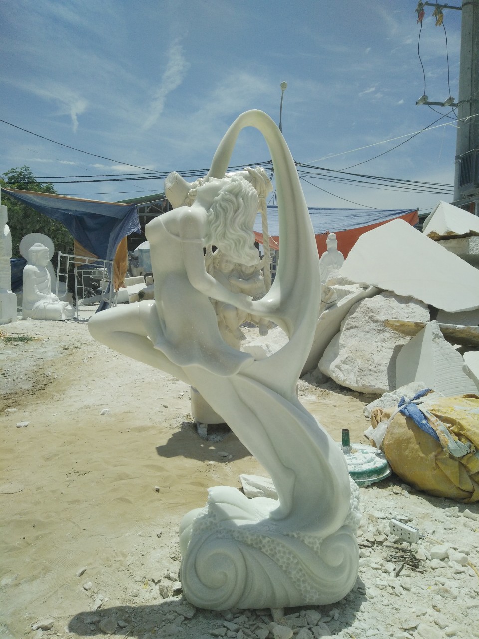 White Marble Lion Sculpture